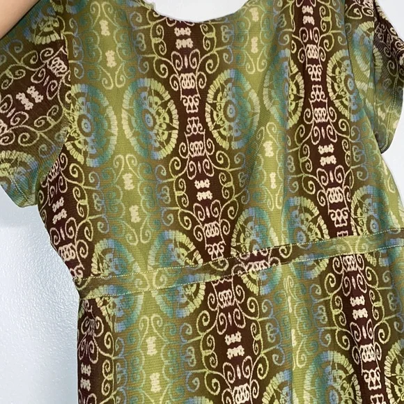 Vintage Axcess- a Liz Claiborne Company- Stylish Green Patterned Women's Top - Picture 5 of 6
